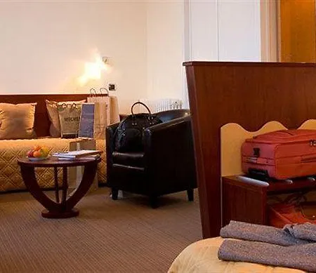 Richelieu 2* 몽트드마르장