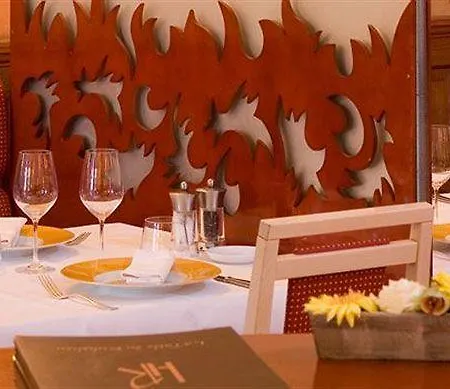 Richelieu Hotel 2*