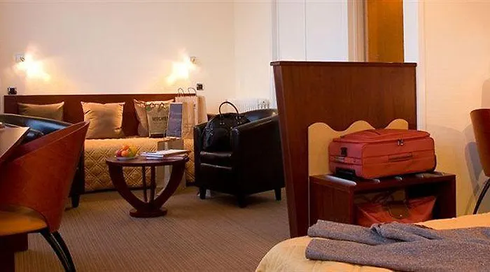 Richelieu 2* 몽트드마르장